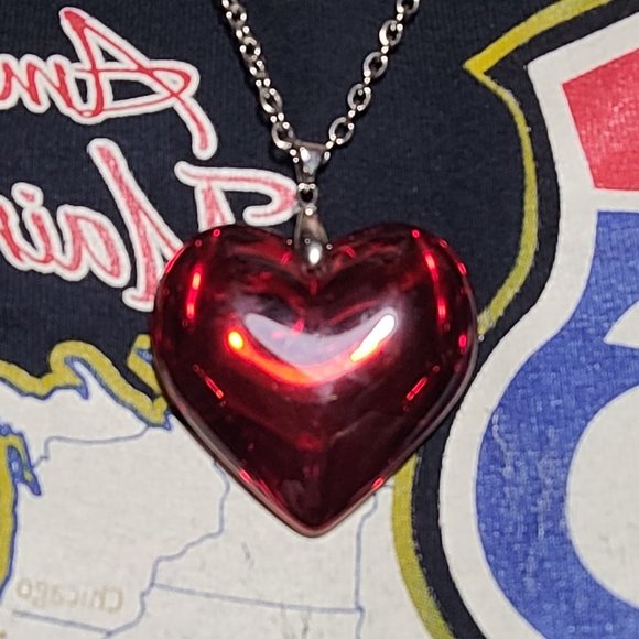 Valentine Red Heart 1.5" Pendant Necklace - Picture 12 of 13
